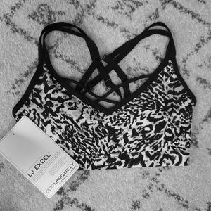 Brand New Lorna Jane Sports Bra